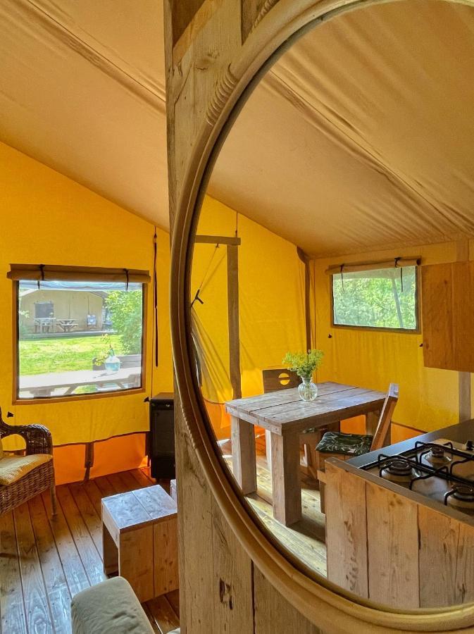 Uylkenshof Safaritenten En Natuurhuisjes Epe Exteriör bild
